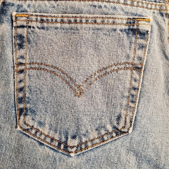 5. 1995 ~Vintage Levi's 💙 550 ~ 33 x 32 ~ September ~ - Picture 5 of 16